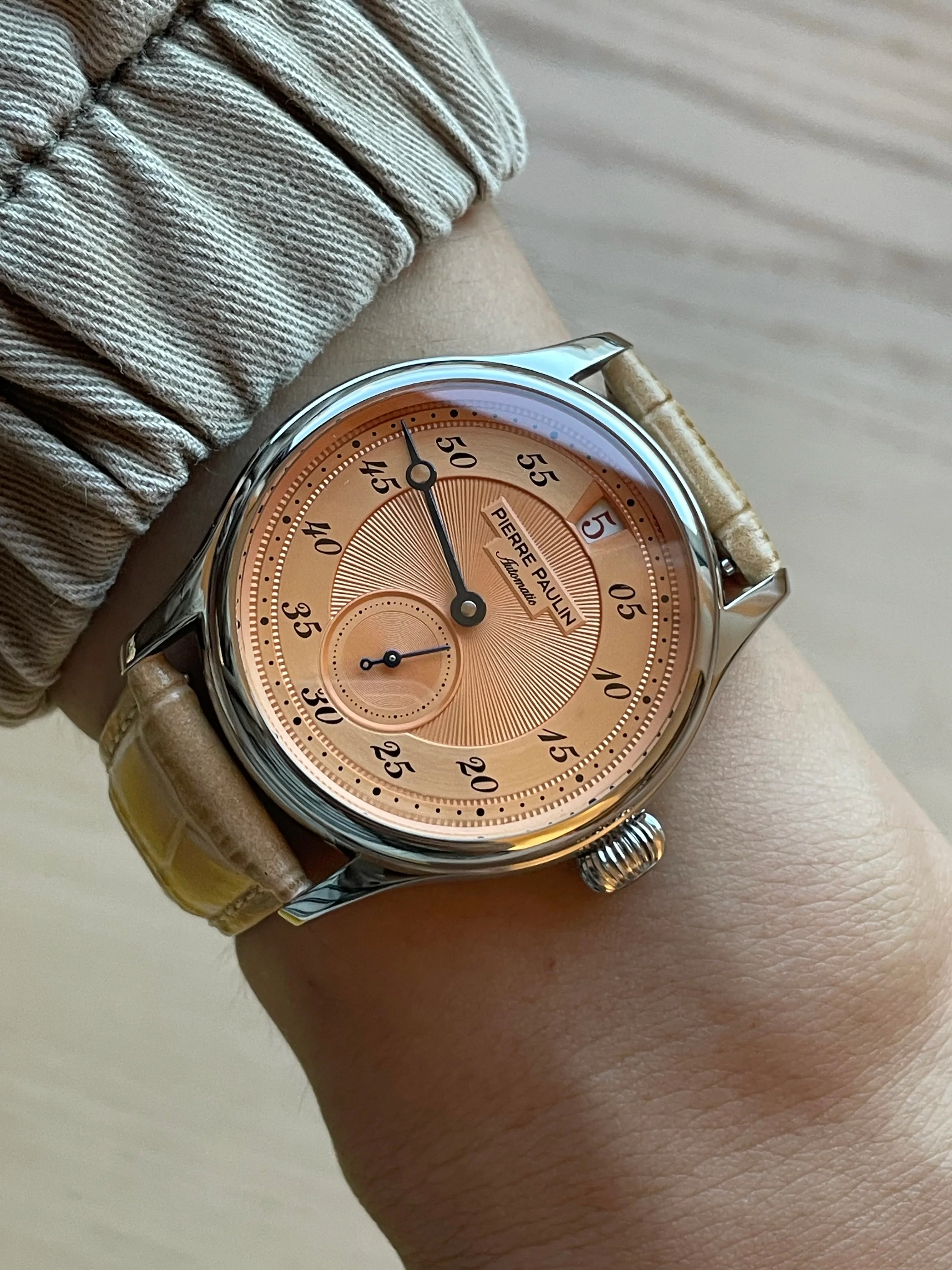 42mm PIERRE PAULIN Jumping Hour Watch - Image 2