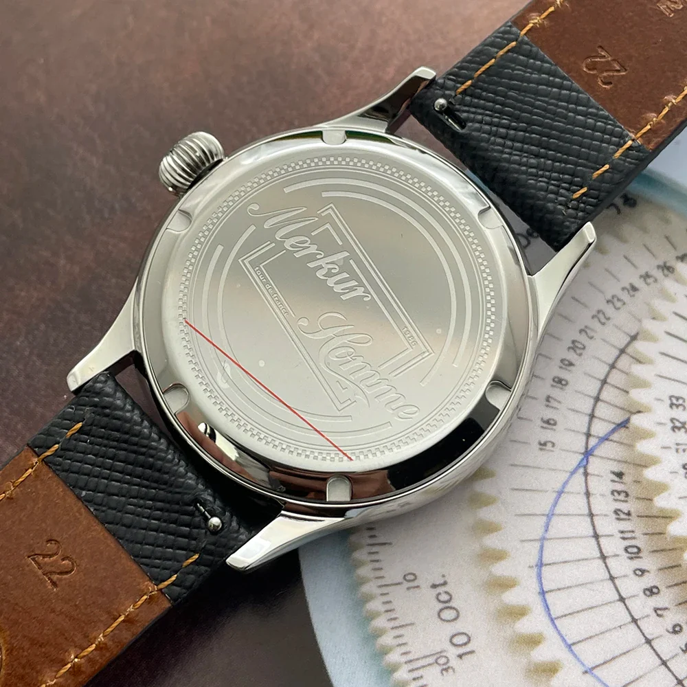 Merkur Creative Workplace Cow and Horse Watch - Image 3