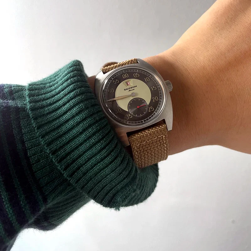 MERKUR Jump Hour Watch Military - Image 3