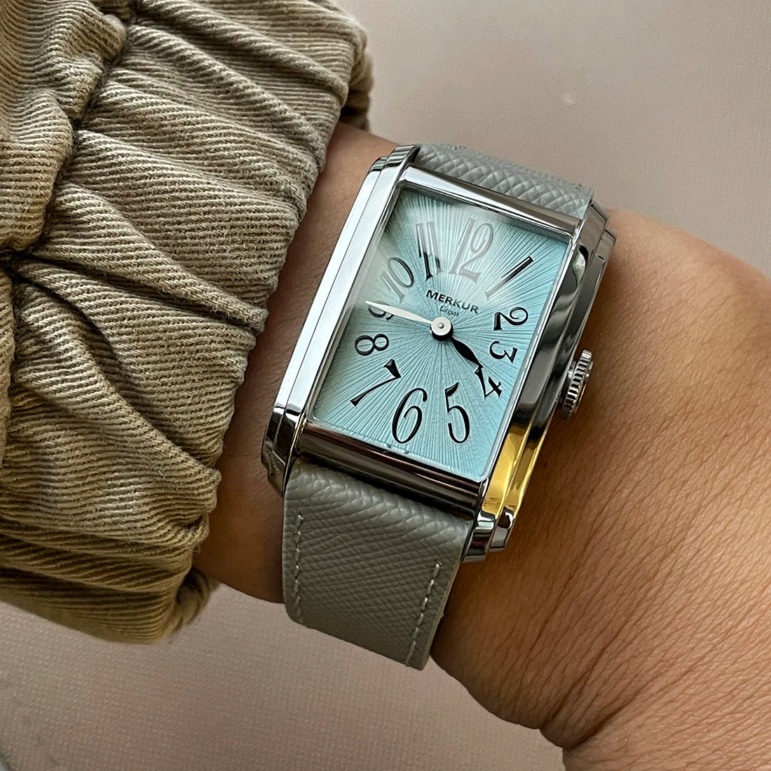 MERKUR Rectangle Watch - Image 6