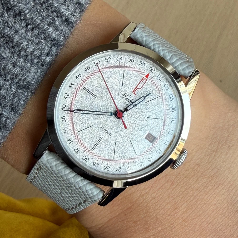 Merkur Red 12 Watch - Image 3