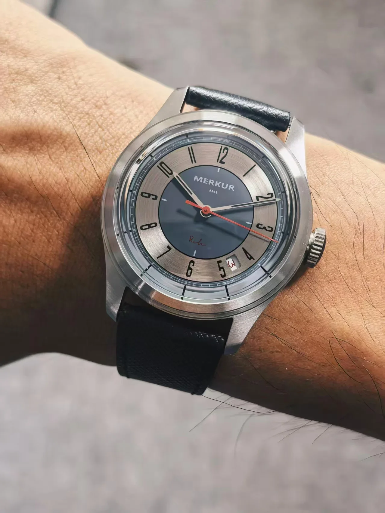 MERKUR Salmon Sectors Dial Watch - Image 3