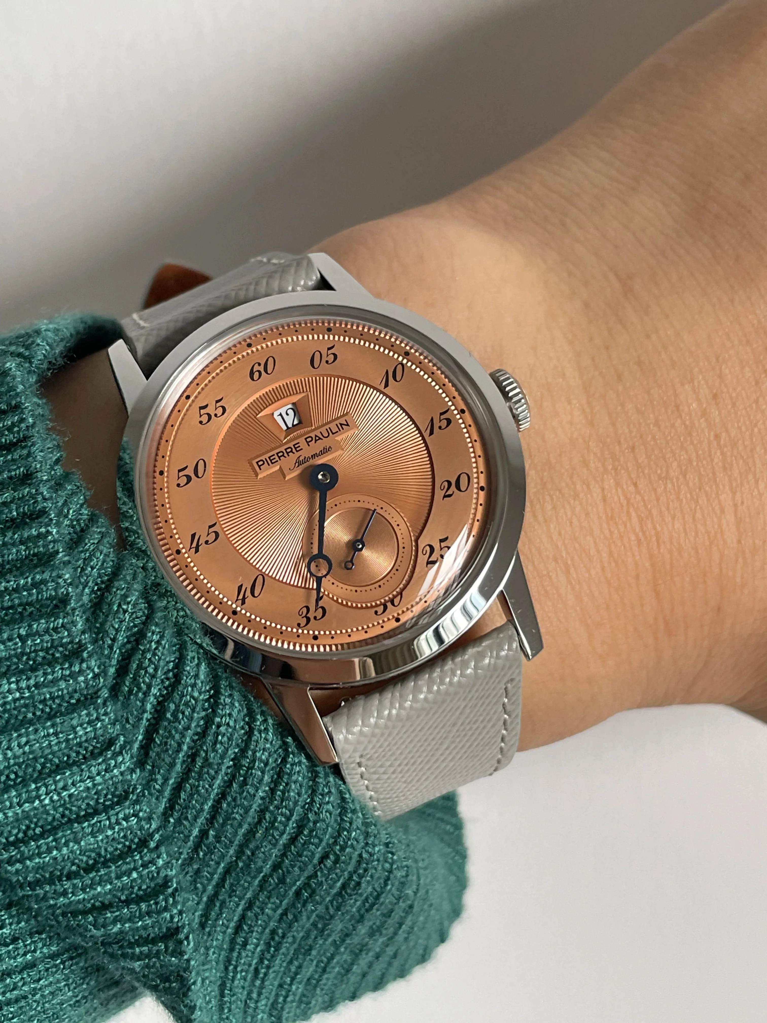 Thinner Designs Pierre Paulin Jumping Hour Watch - Image 11