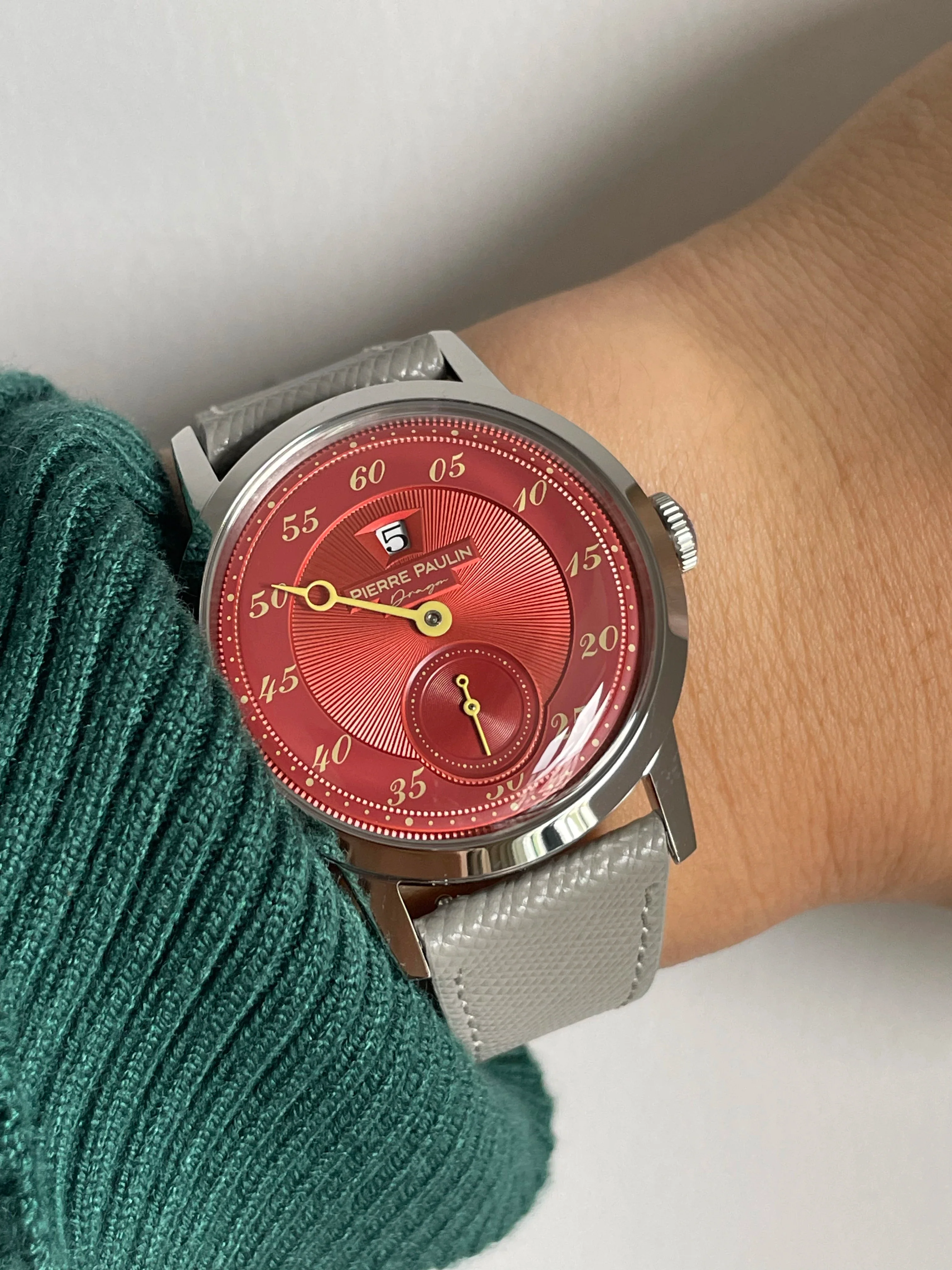 Thinner Designs Pierre Paulin Jumping Hour Watch - Image 7